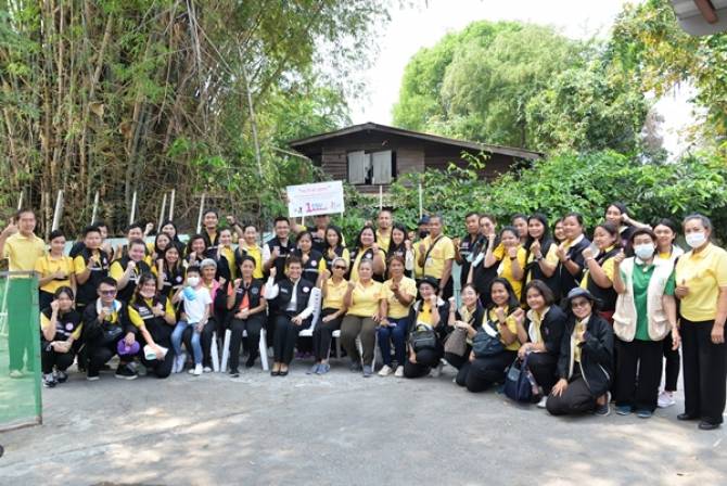 พก. เคาะบ้าน โครงการ “พก. ปันสุขสู่ชุมชนลำชะล่า”