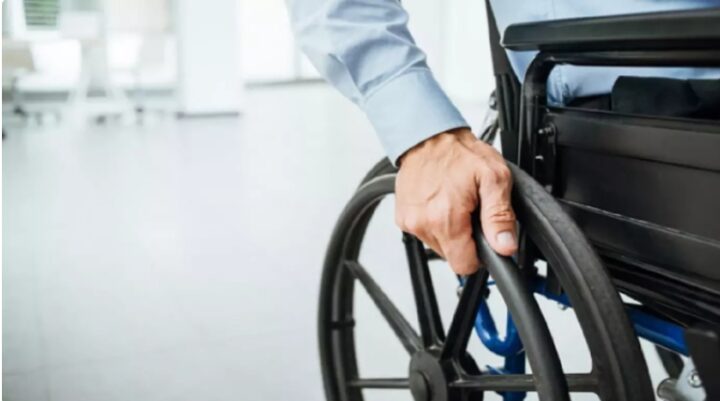 พม. ร่วมกับ ภาคีเครือข่าย สร้างอนาคต “คนพิการ” ส่งเสริมอาชีพด้าน AI